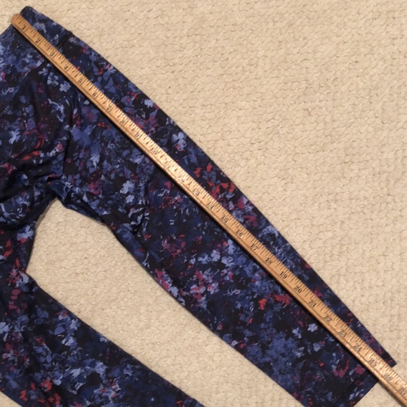 NWT Ivivva by Lululemon Rhythmic Crop NWT Size 14 Girls Legging IG6310S - Picture 15 of 16